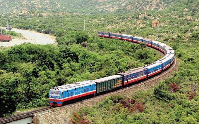 Hải Phòng khảo sát dự án đầu tư xây dựng tuyến đường sắt gần 400km tại vị trí ga cảng Lạch Huyện