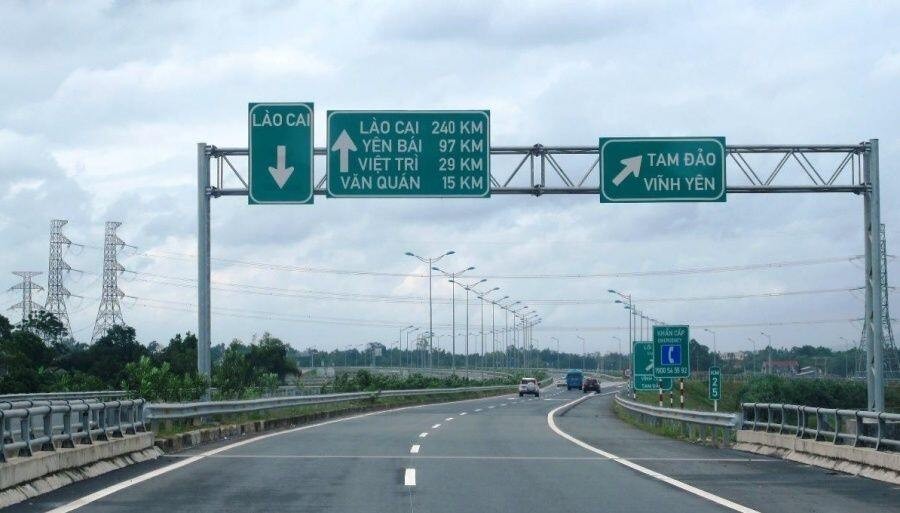 Thúc đẩy mở rộng cao tốc Yên Bái - Lào Cai lên 4 làn xe