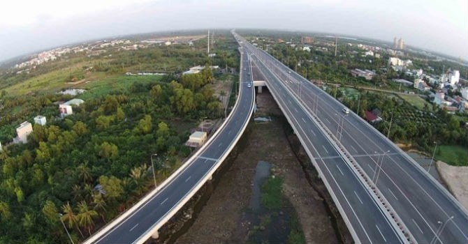 Điểm tin bất động sản ngày 24/03/2025: Thông tin nổi bật về Vành đai 4, sáp nhập huyện xã và khu thương mại tự do