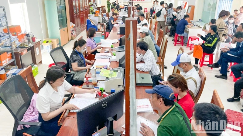 Đà Nẵng: Thủ tục đất đai tăng đột biến giữa tin đồn sốt đất