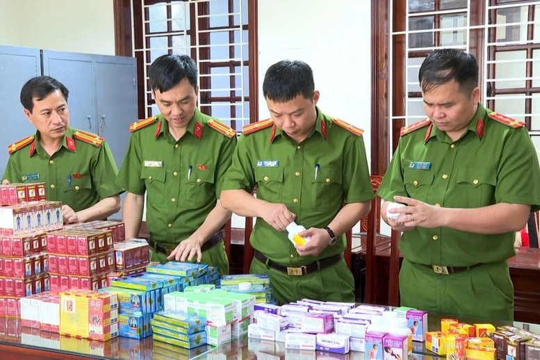 Thủ tướng yêu cầu tăng cường kiểm tra và xử lý nghiêm các hành vi sản xuất, buôn bán hàng giả