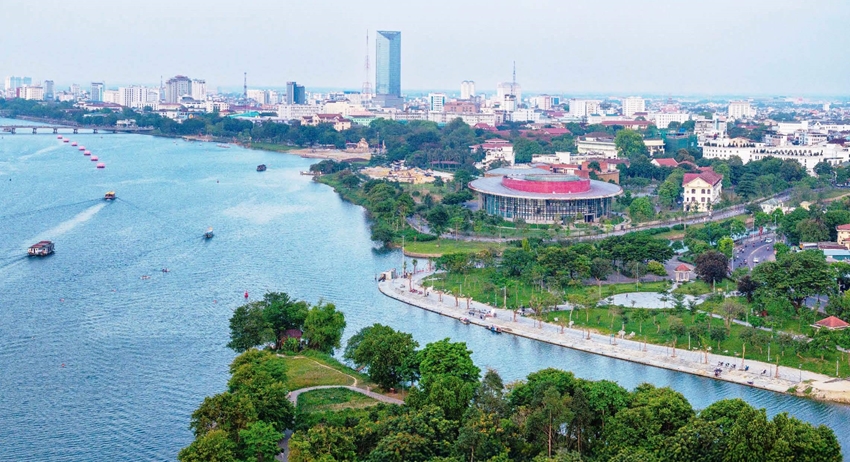 Huế Chuyển Mình: Hạ Tầng Đột Phá Thay Đổi Diện Mạo Đô Thị