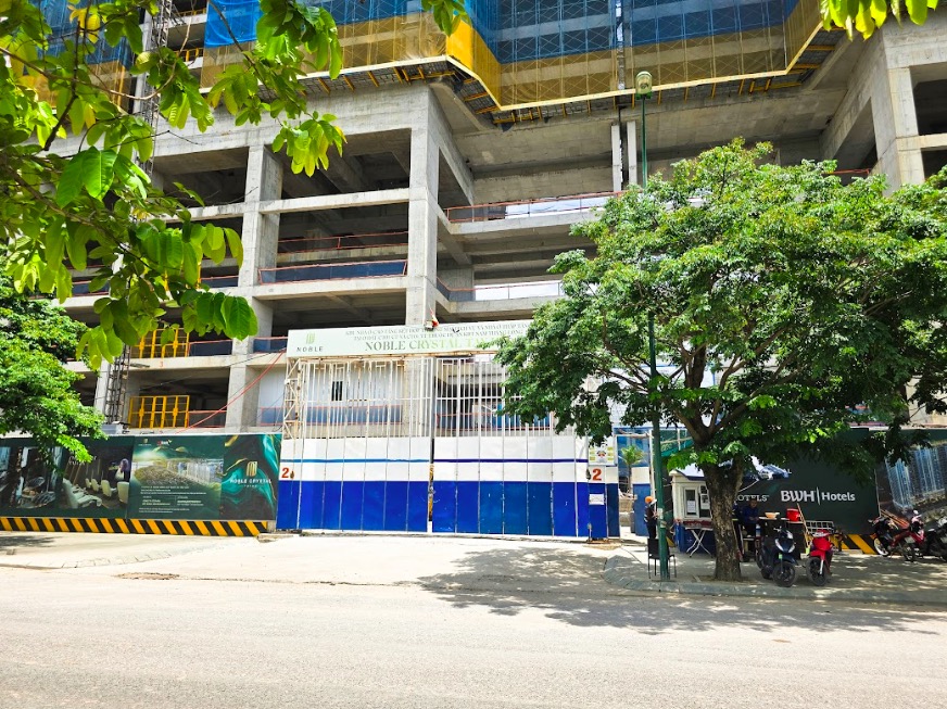 Noble Crystal Tây Hồ: 'Gã Khổng Lồ' Trỗi Dậy, Nhà Đầu Tư Nên 'Theo Sóng'?