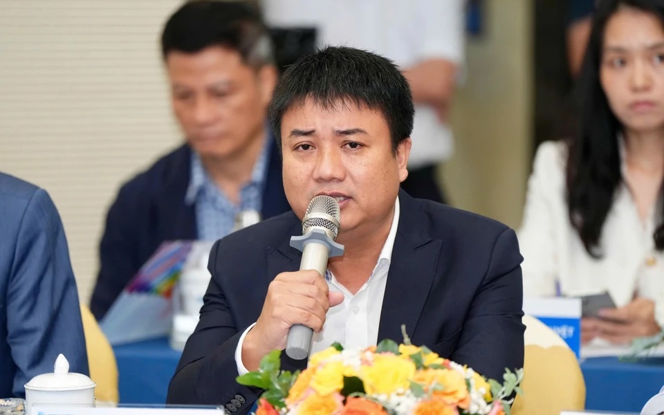 Gỡ 'Vướng Mắc' Tiền Sử Dụng Đất: Cơ Hội Vàng Cho Nhà Đầu Tư 2025?