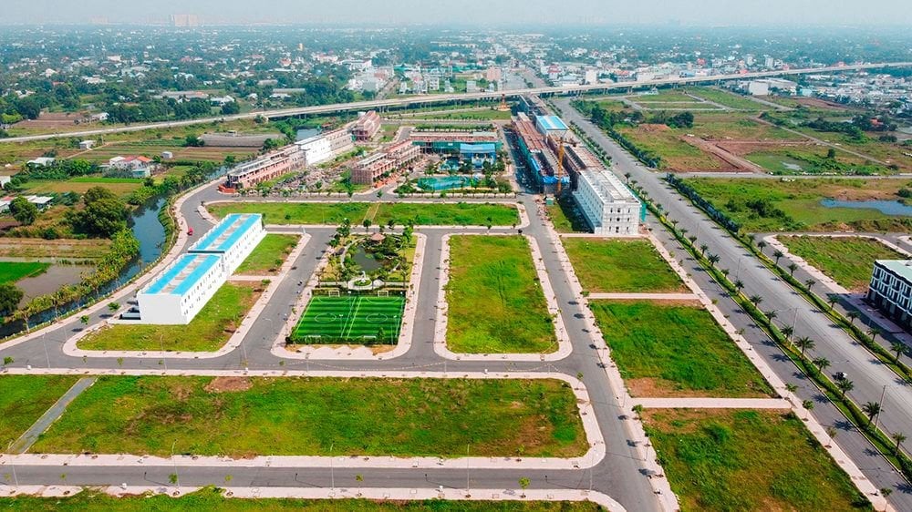 Chính Sách Thuế và Giá Đất: 'Chìa Khóa' Cân Bằng Thị Trường Bất Động Sản 2025