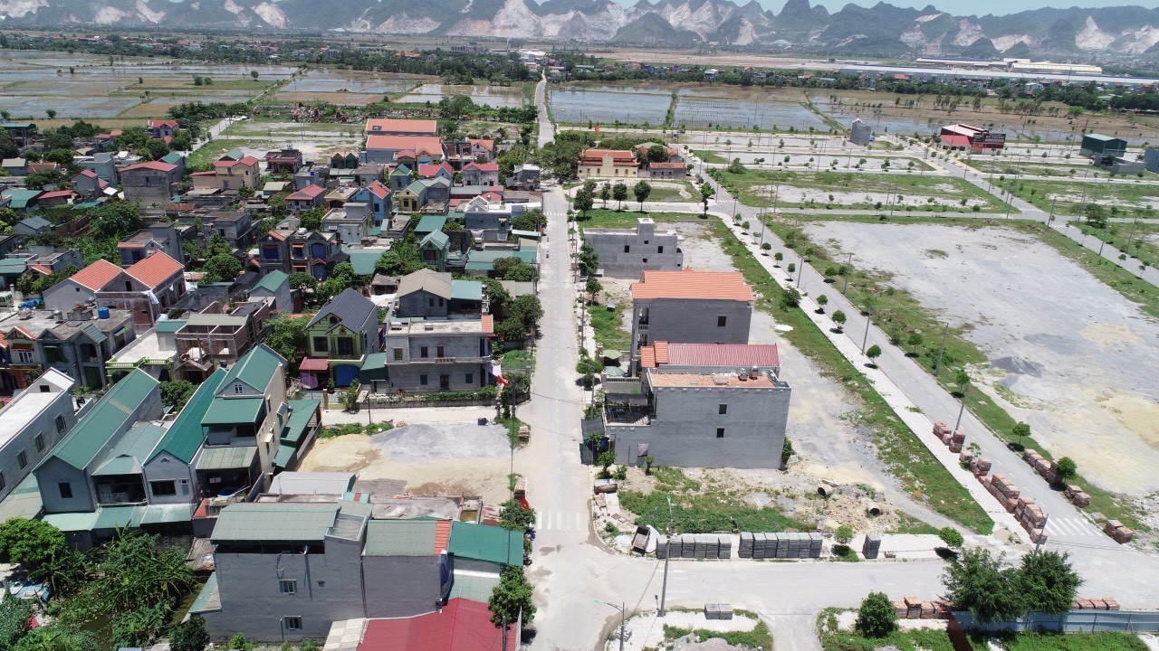 Hà Nam 'Mở Cửa' Đón Sóng Dự Án Mới: Cơ Hội Nào Cho Nhà Đầu Tư?